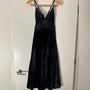 Farm Rio Black Richelieu Velvet Slip Dress - New with Tags